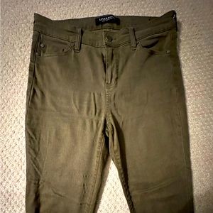 Women’s Liverpool pants, 8P, lyocel fabric. Great condition.